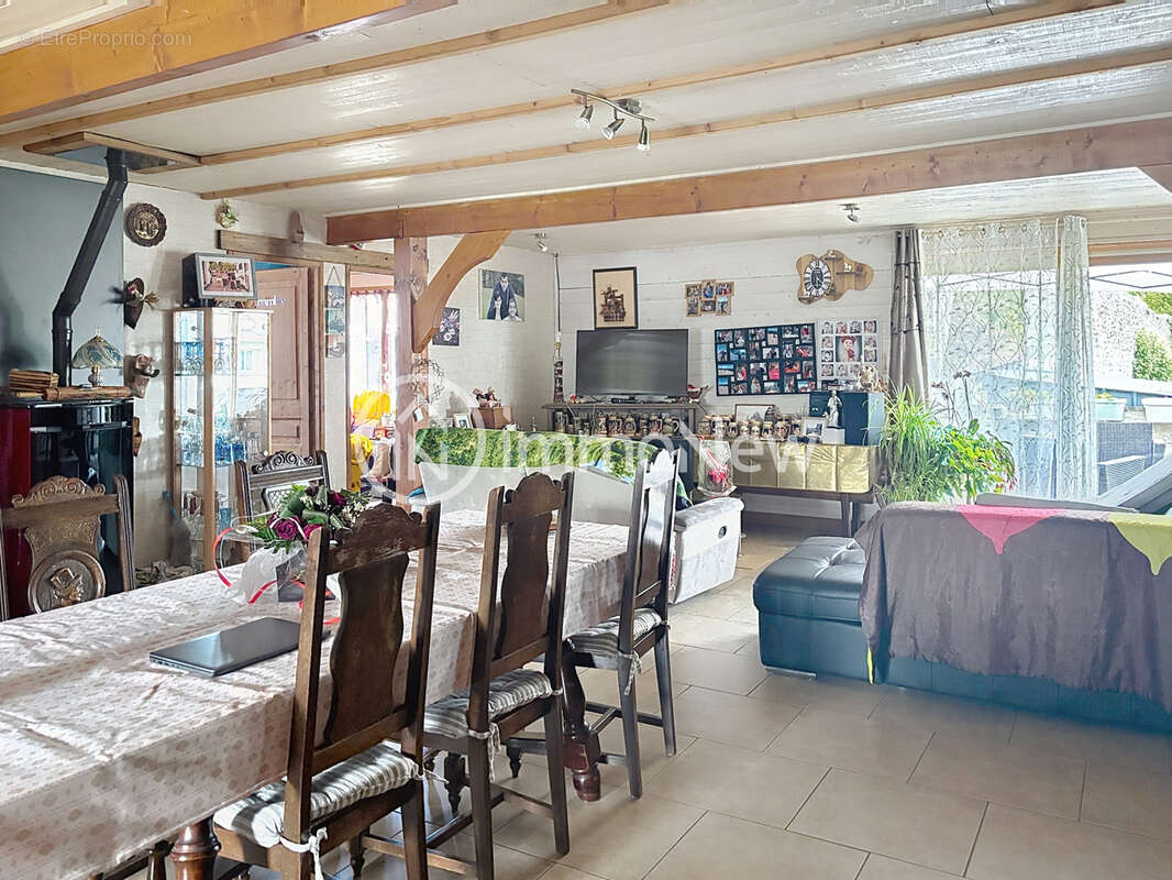 Maison à SOURDEVAL