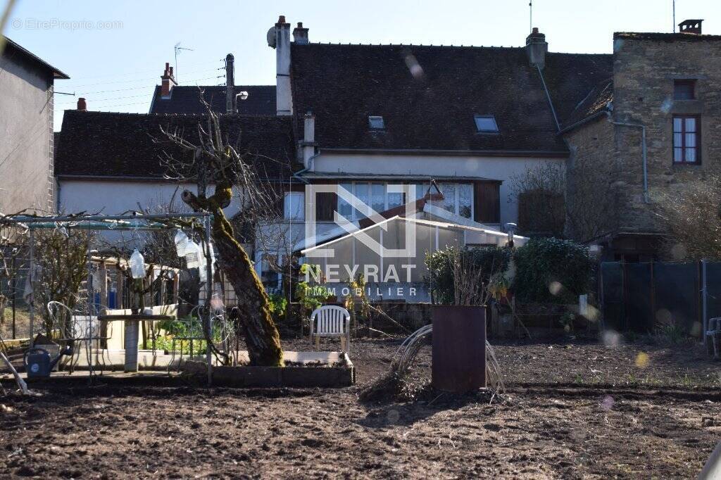 Maison à ARNAY-LE-DUC
