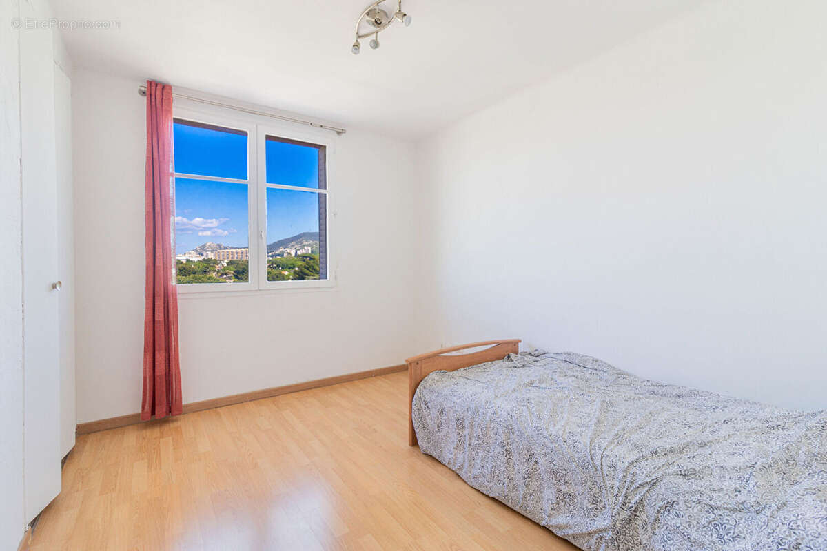 Appartement à MARSEILLE-9E