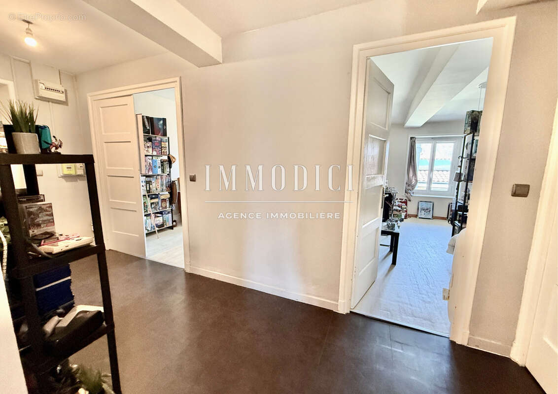 Appartement à THOISSEY