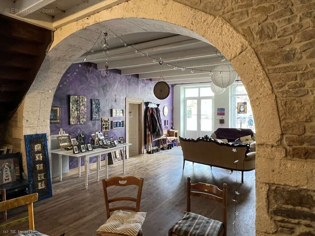 Maison à VILLEFAGNAN