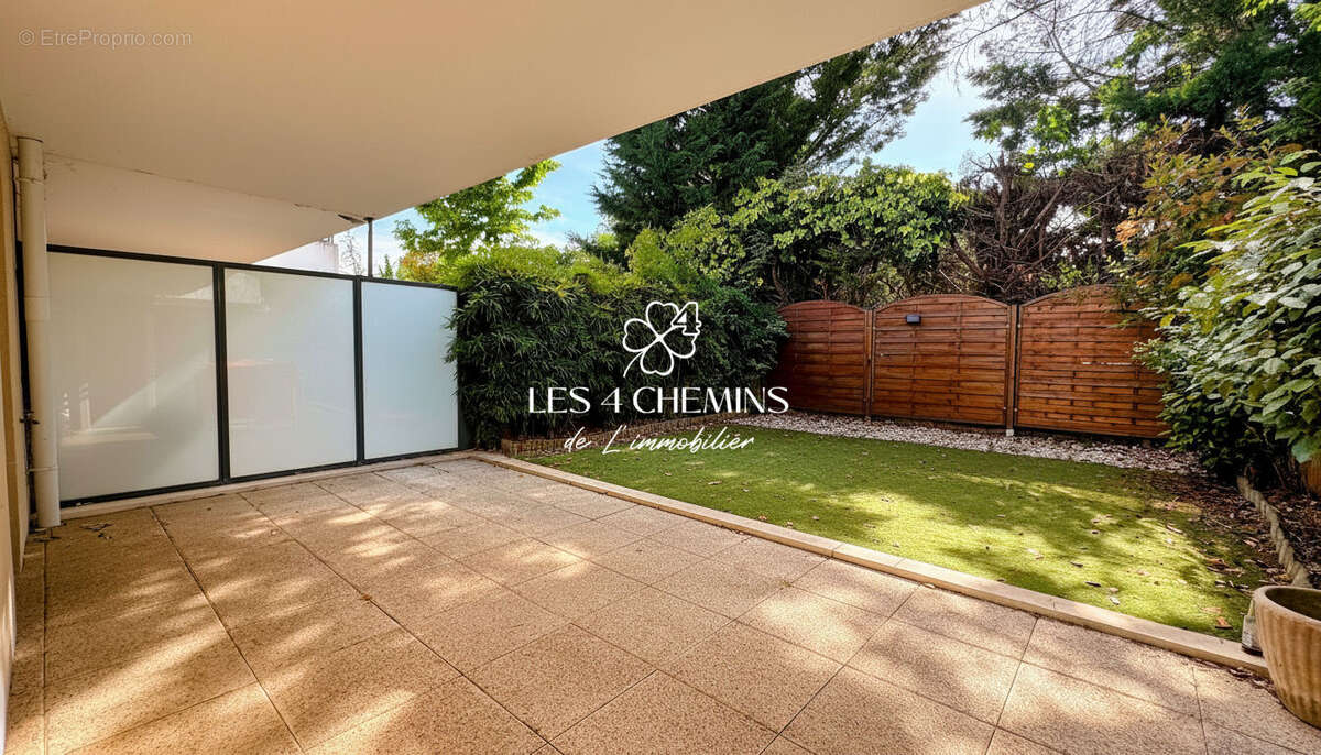 Appartement à ROUSSET