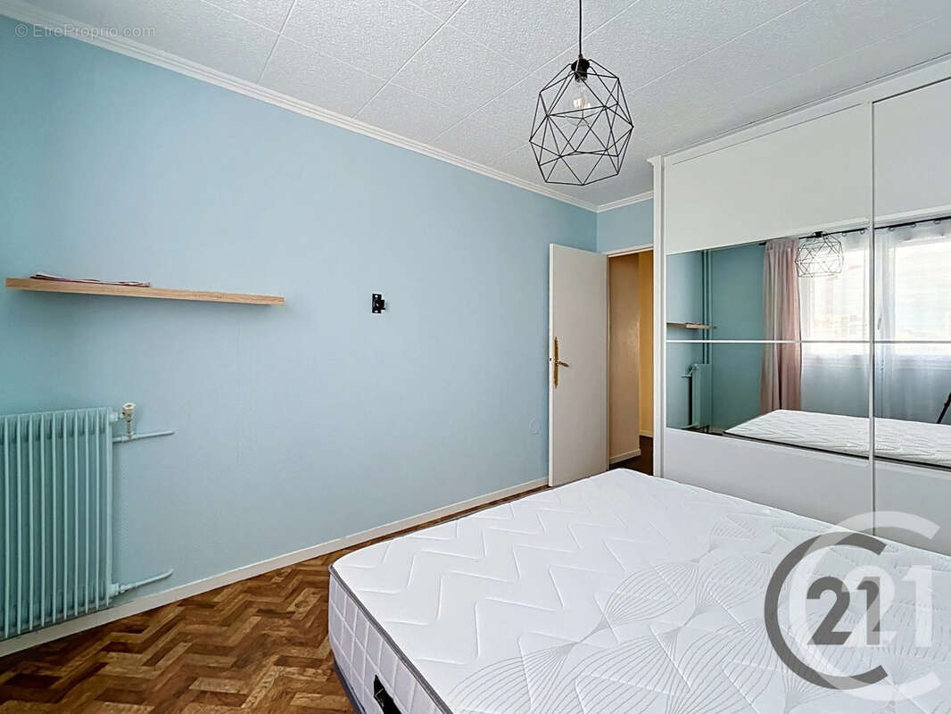 Appartement 61 m² à Saint-Andre-Les-Vergers  - photo 5