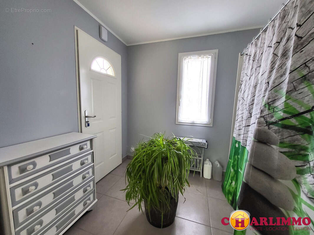 Maison à SAINT-JUNIEN