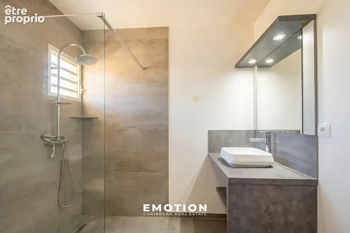 Villa T4 avec vue mer - Piscine - Terrain de 1 200 m2 avec potentiel constructible - photo 17