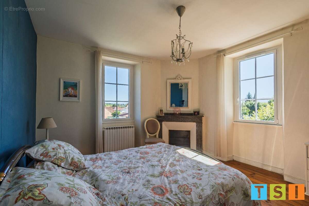 Maison à MAZERES-SUR-SALAT