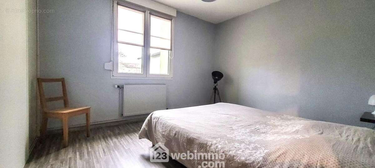 chambre 4 - Maison à VERDUN