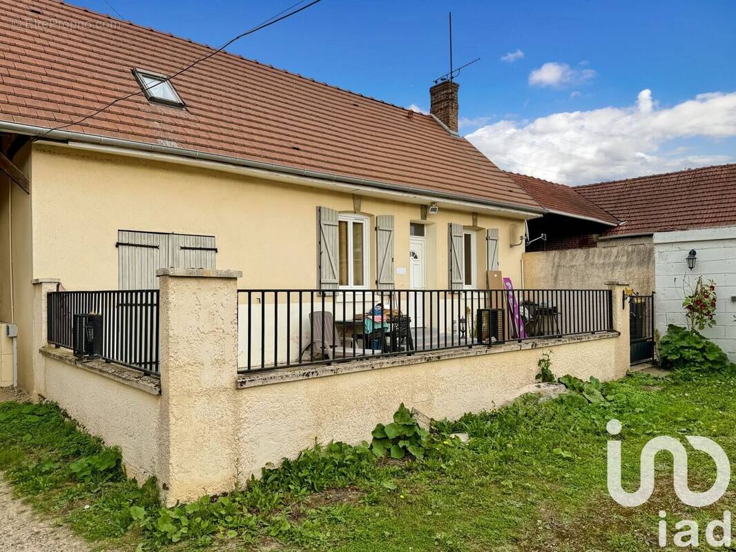 Photo 1 - Appartement à CHEVRIERES