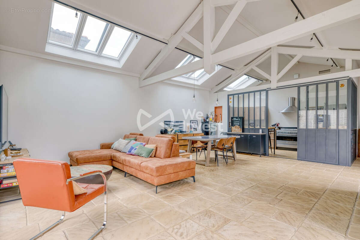 Maison à DECINES-CHARPIEU