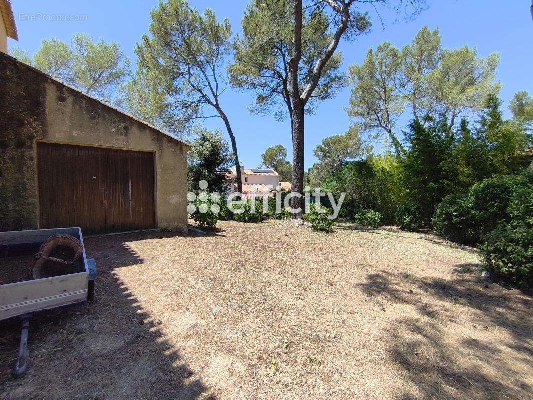 Maison 125 m² à Saint-Clement-De-Riviere  - photo 15
