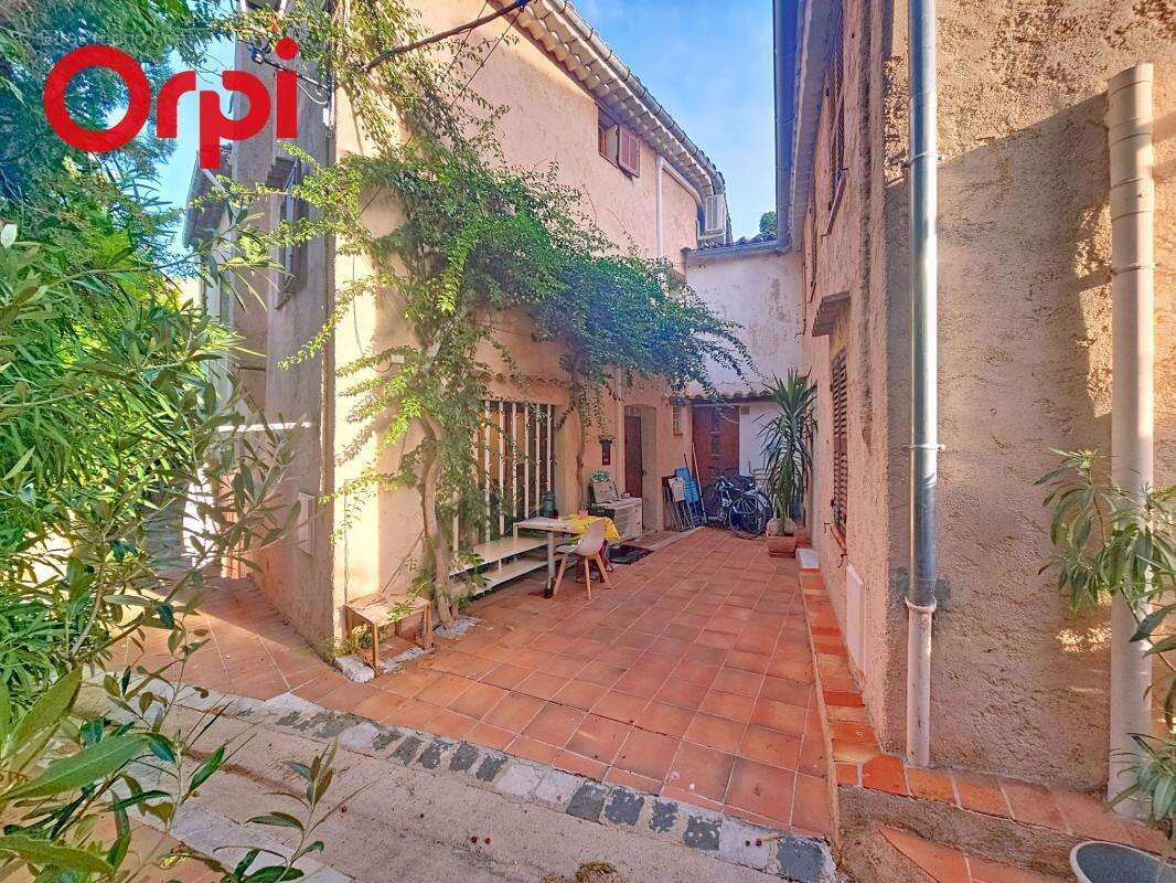 Maison à LA SEYNE-SUR-MER