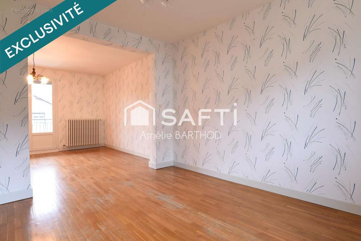 Photo 3 - Maison à ROCHE-LEZ-BEAUPRE