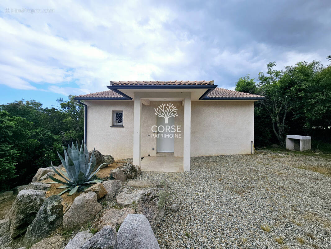 Maison à SOLARO