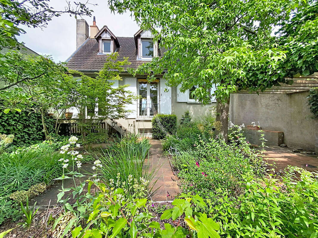Maison à LE MANS