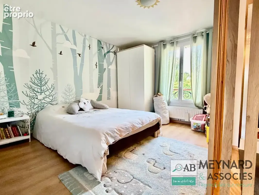 Maison à vendre 5mn Faremoutiers 200m2 utiles - 4 chambres - piscine chauffée- jardin - photo 7