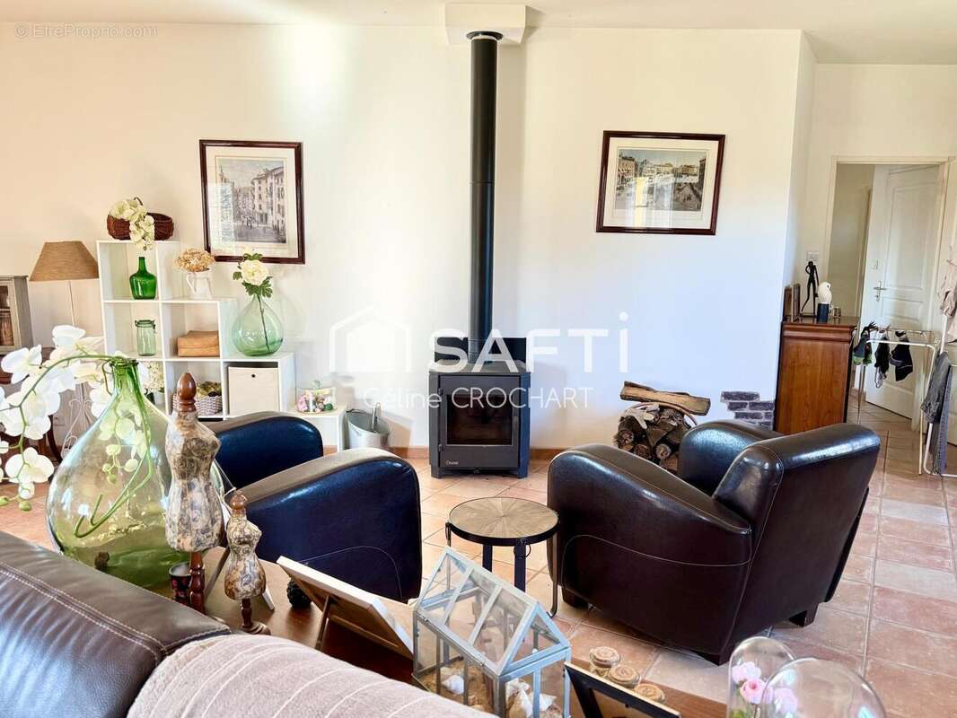 Photo 4 - Maison à HAUTEFORT