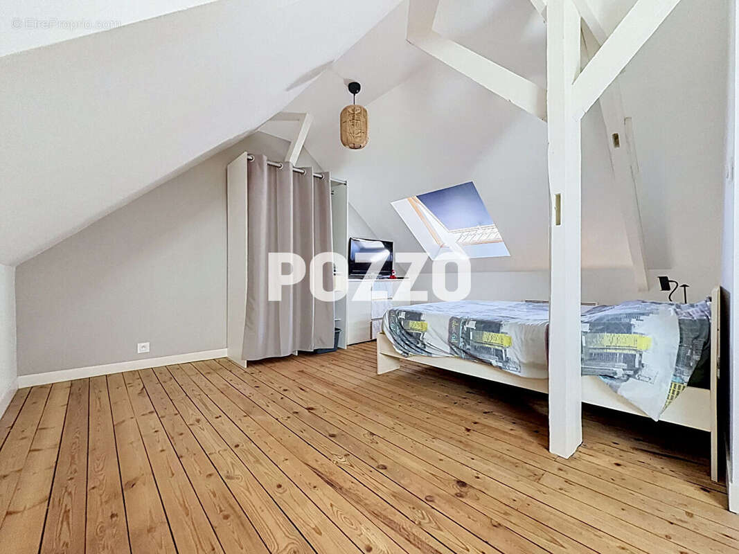 Appartement à DONVILLE-LES-BAINS