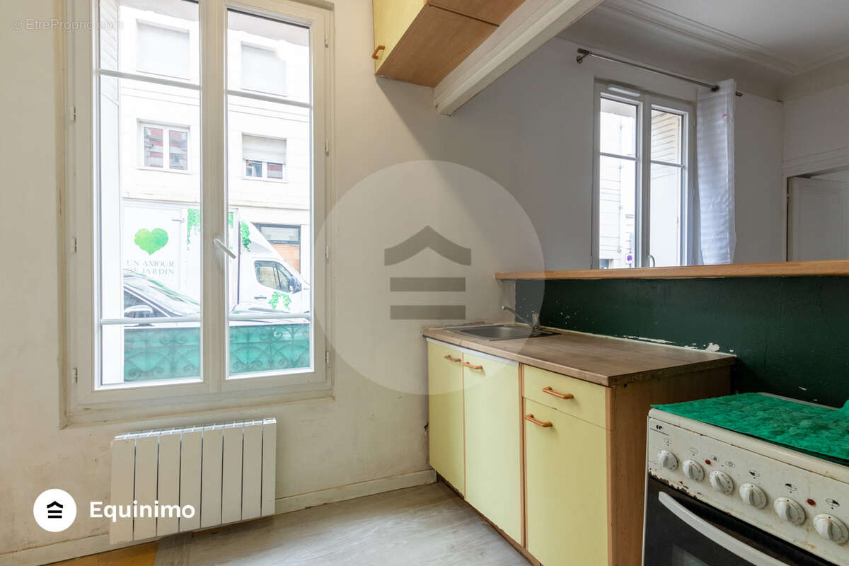 Appartement à LEVALLOIS-PERRET