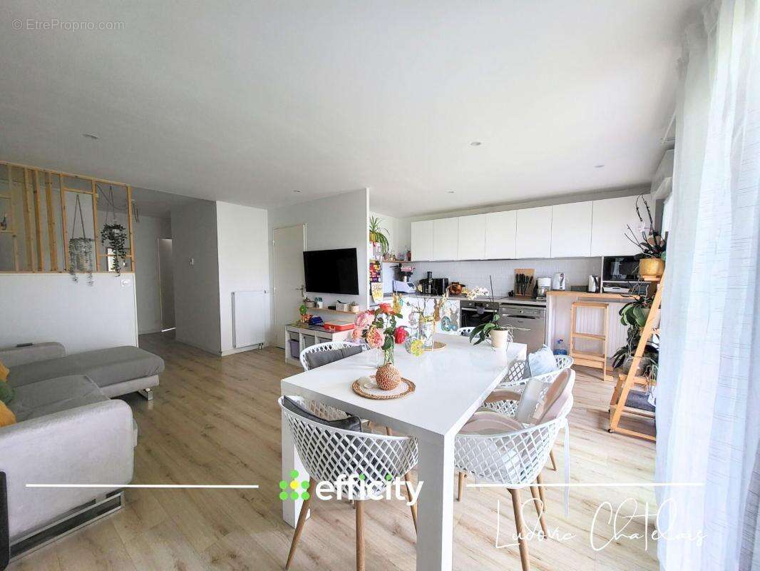 Appartement à GEVEZE