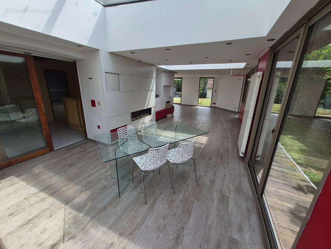 Maison Escalles 8 pièce(s) 228 m2 - photo 4