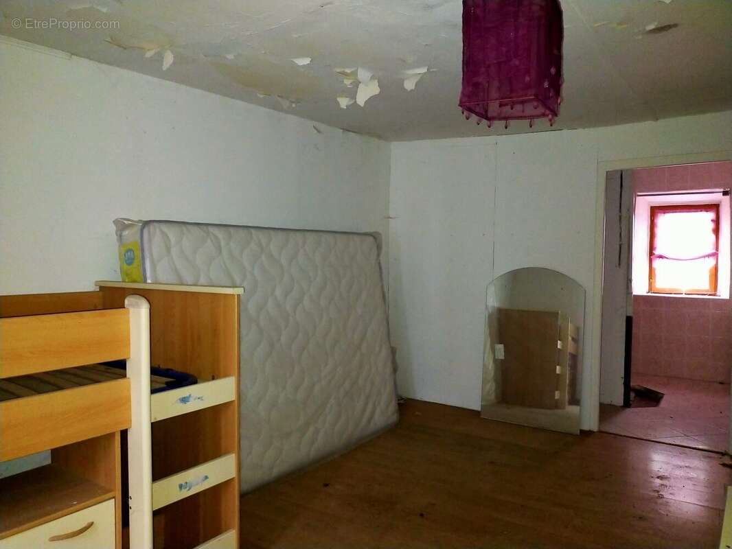 Maison à vendre St Mars du Désert 53700 chambre - Maison à SAINT-MARS-DU-DESERT