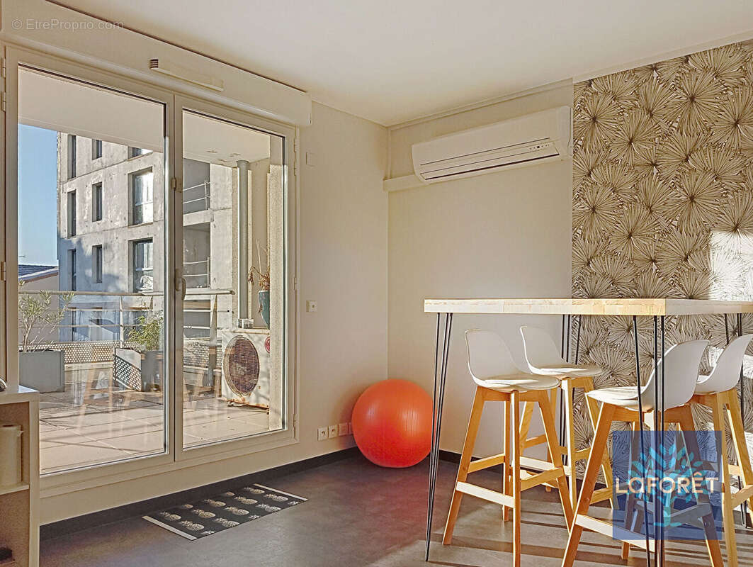 Commerce à LA ROCHE-SUR-YON