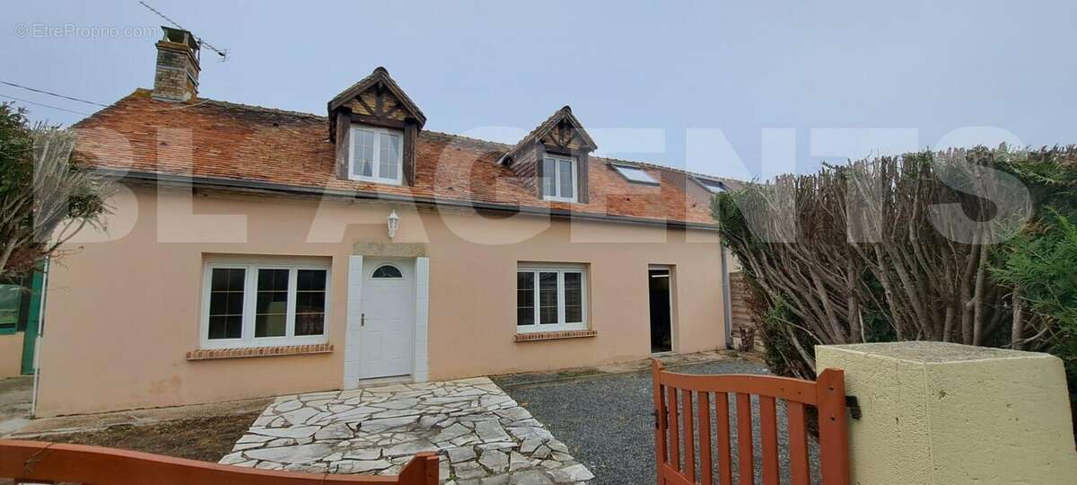 WhatsApp Image 2025-04-25 à 14 - Maison à CHASSE