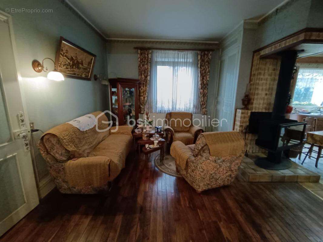 Maison à ABLAINCOURT-PRESSOIR