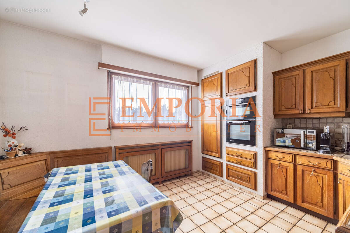 Maison 148 m² à Cernay  - photo 8
