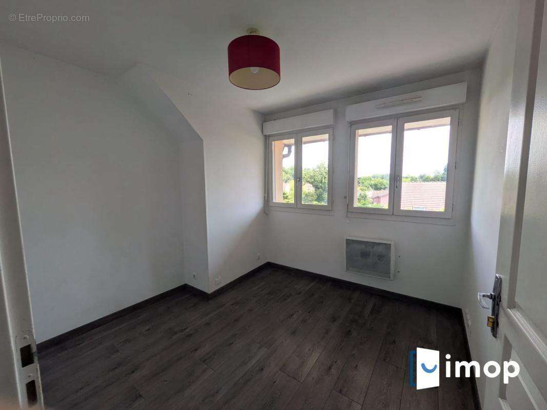 Pontoise – 3 chambres lumineuses à 20 min à pied du RER dans quartier calme et verdoyant - photo 7