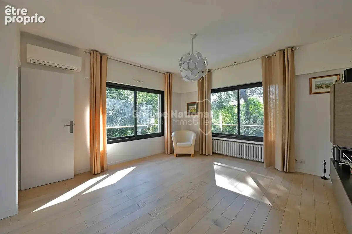 Maison P6 de 194 m² au calme absolu avec jardin sans vis-à-vis - Nîmes Castanet - photo 14