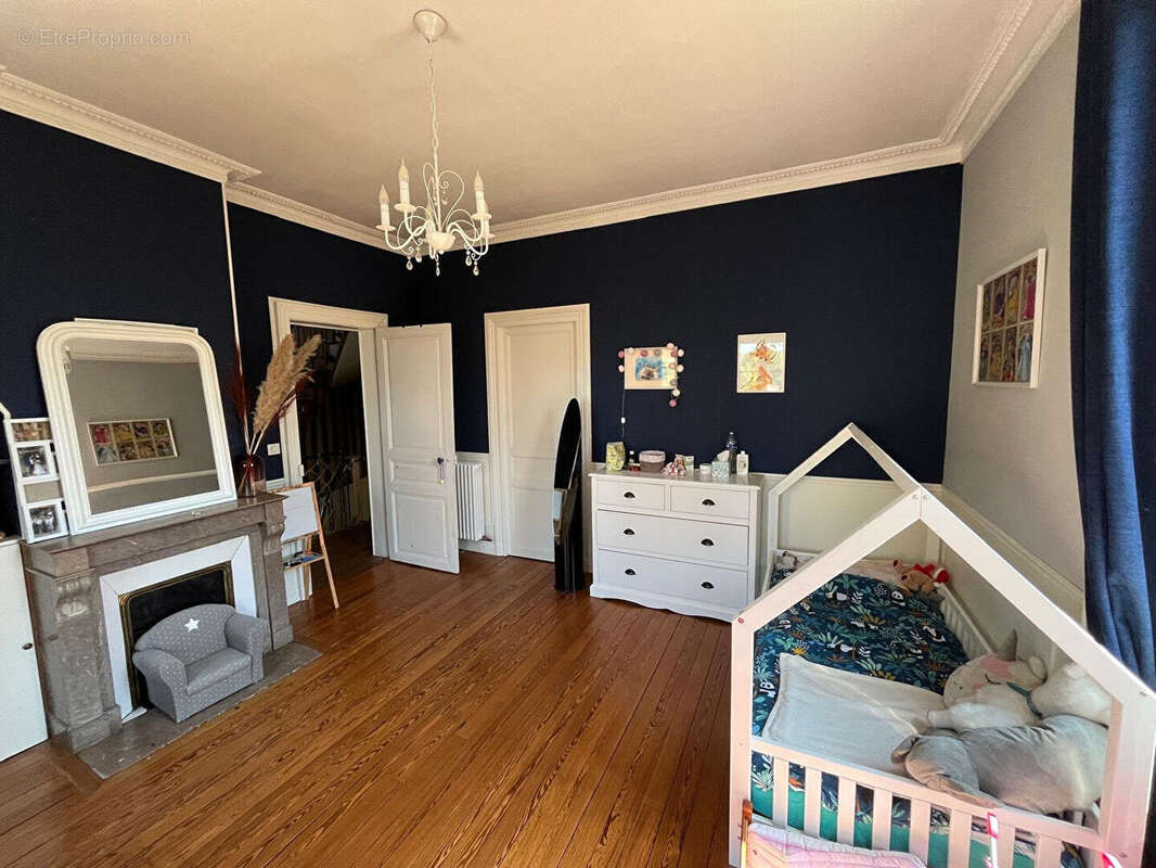 Maison de prestige à vendre à Fère-Champenoise - 9 pièces, 218 m² - photo 10