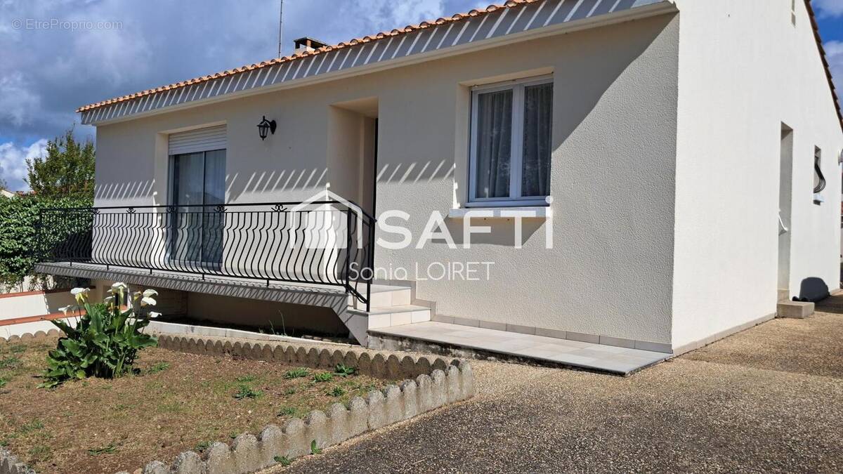Photo 1 - Maison à TALMONT-SAINT-HILAIRE
