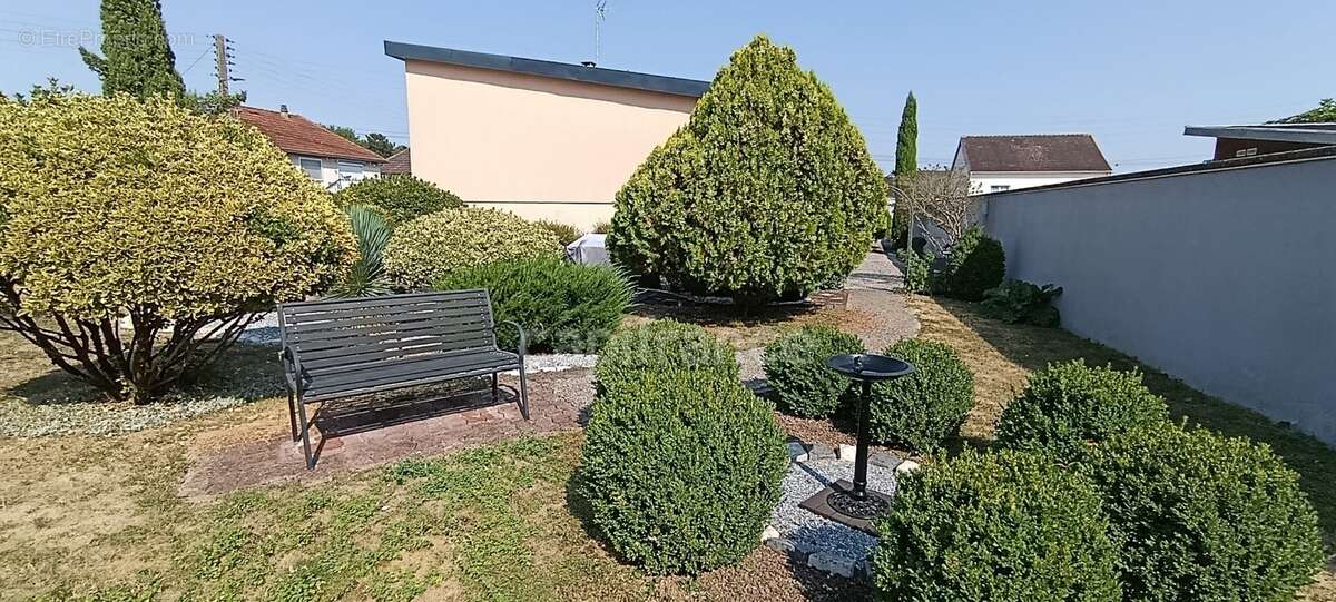 Maison familiale de 6 pièces avec 4 chambres, bureau et sous-sol aménagé - photo 20