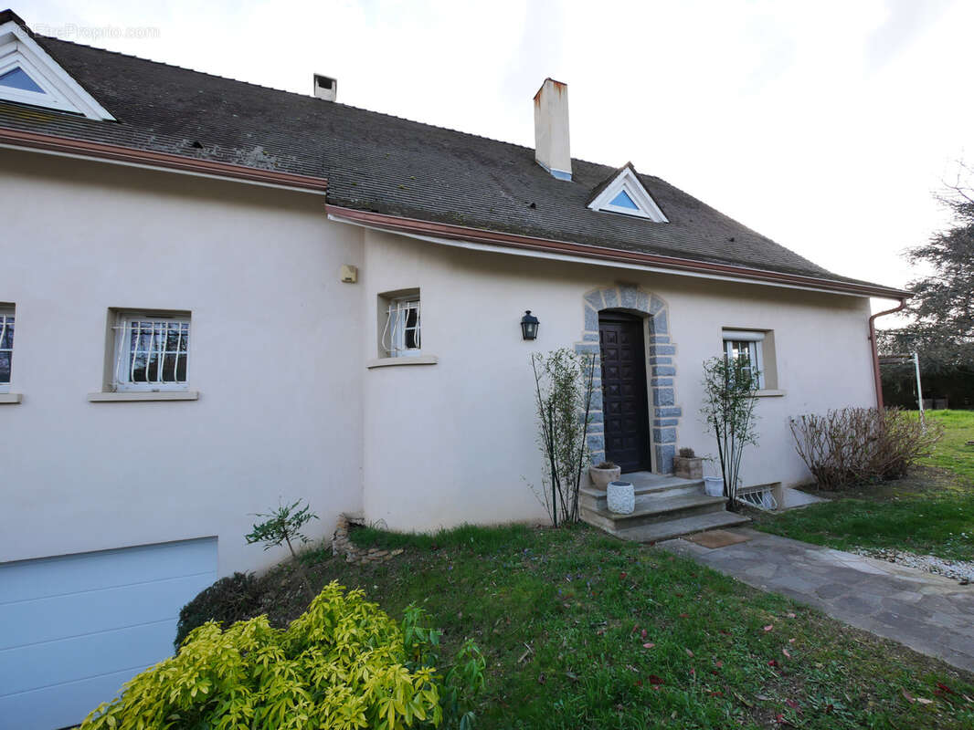 Maison à ROUSSILLON