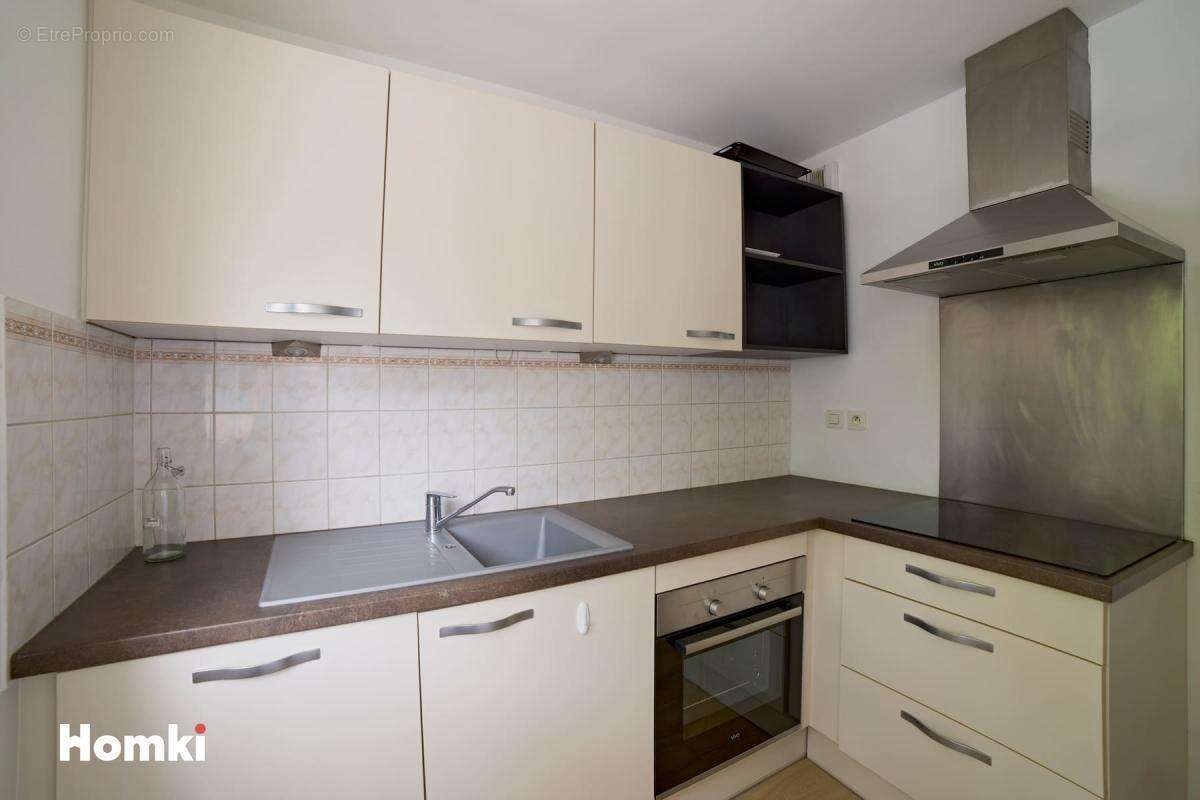 Nantes Octroi Schuman – T2 Entièrement Rénové avec Parking Sous-Sol – Emplacement Premium - photo 5