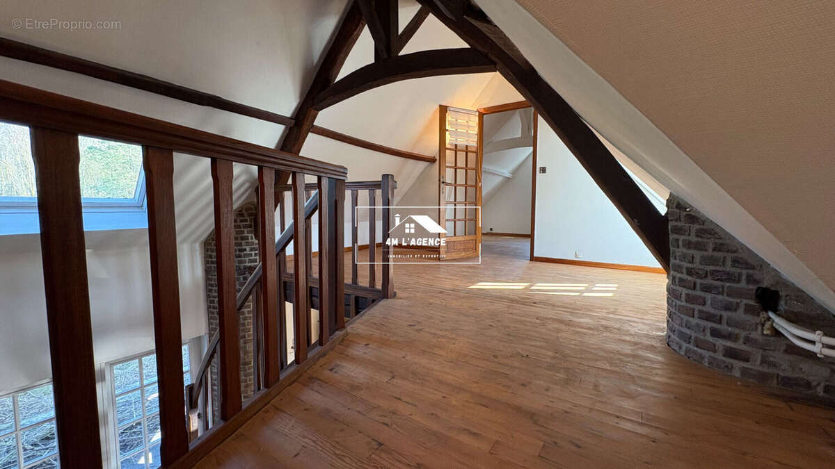 Maison à BEUVRY-LA-FORET