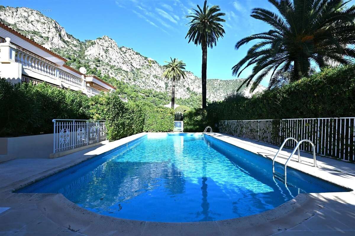 Appartement à BEAULIEU-SUR-MER