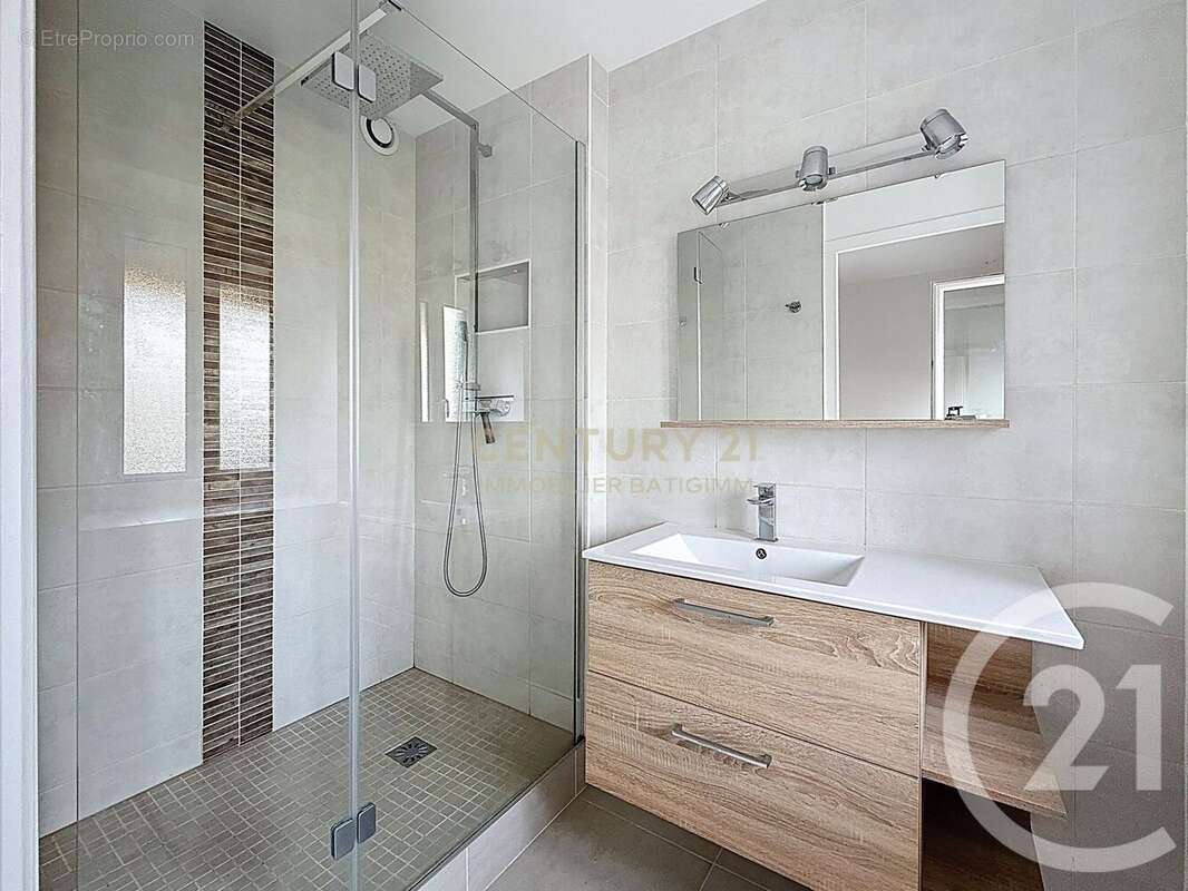 Maison à BOURGOIN-JALLIEU