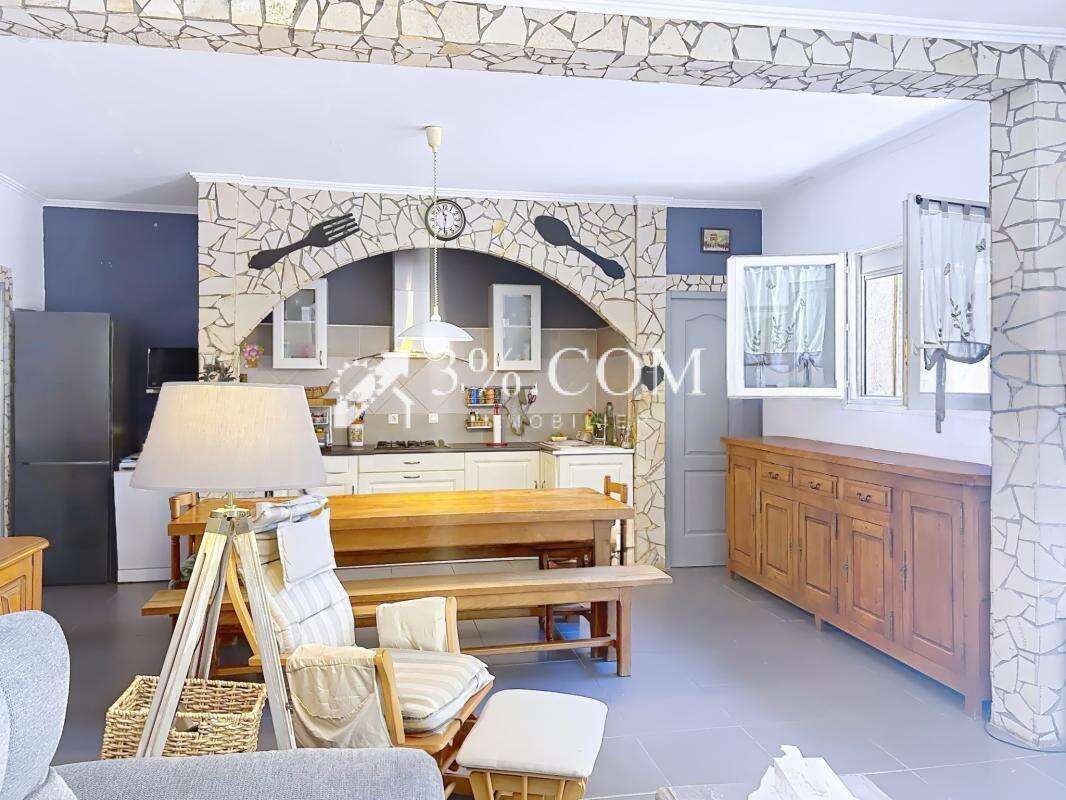 Charmante Maison de 178 m2 dans propriété avec terrain, Port - photo 10