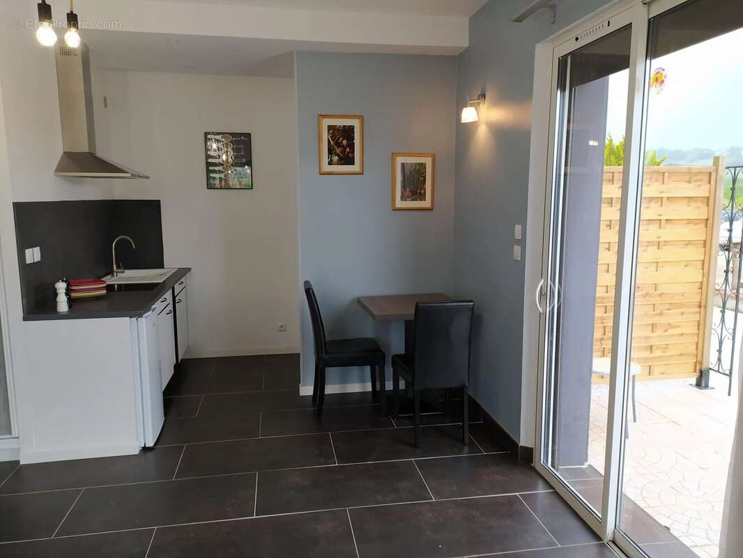 Ensemble immobilier - photo 6