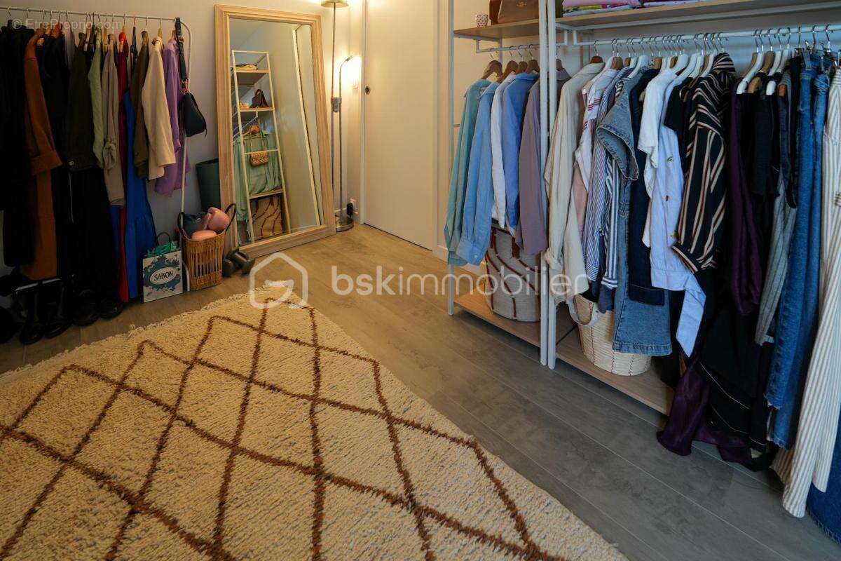 Maison à MONTEVRAIN