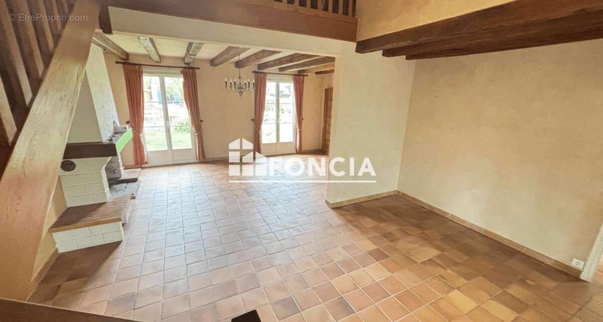 Maison à LA MEMBROLLE-SUR-CHOISILLE