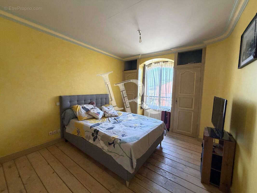 Maison 260 m² à Le Puy-En-Velay  - photo 9