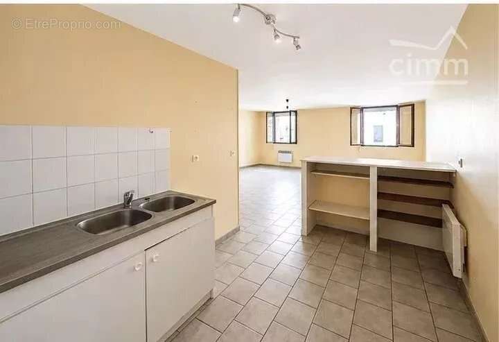 Appartement à CHABEUIL