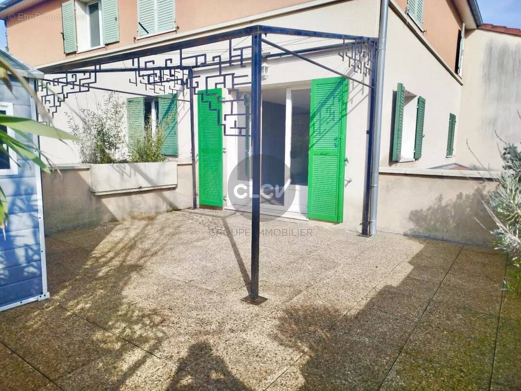 Appartement à VAULX-EN-VELIN