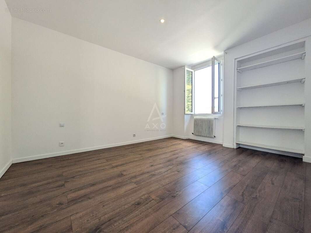 Maison à SAUVETERRE-DE-BEARN