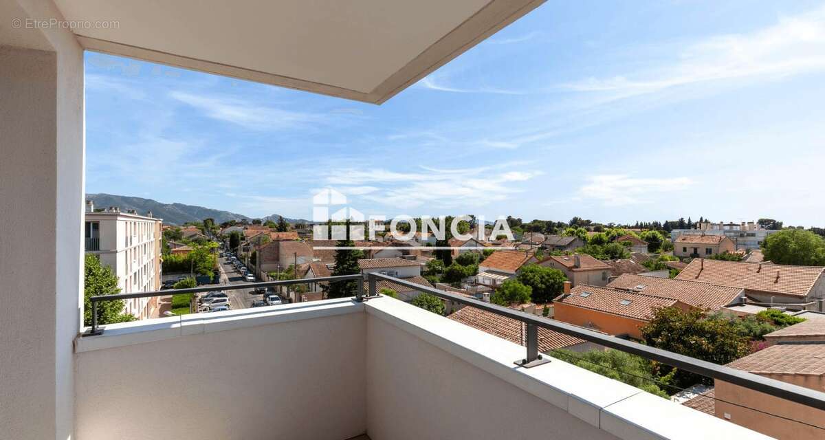 Appartement à MARSEILLE-12E