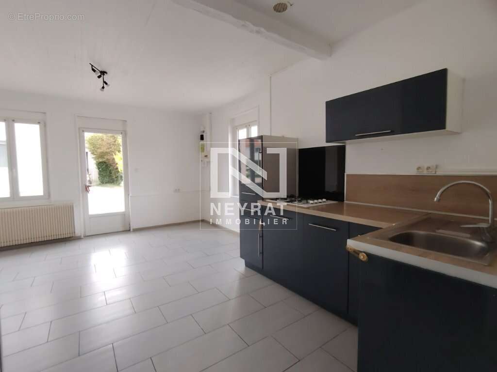 Maison à SAINT-MARTIN-EN-BRESSE