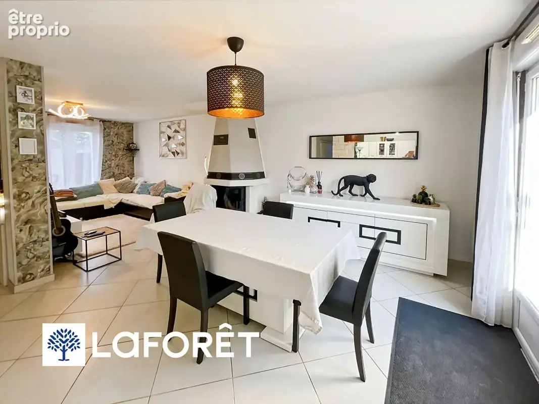 Maison lumineuse 5 pièces à vendre à Sainte Geneviève des Bois - photo 5